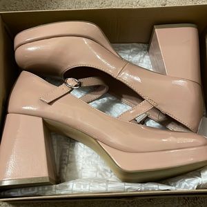 EUC Steve Madden Mingle 9.0